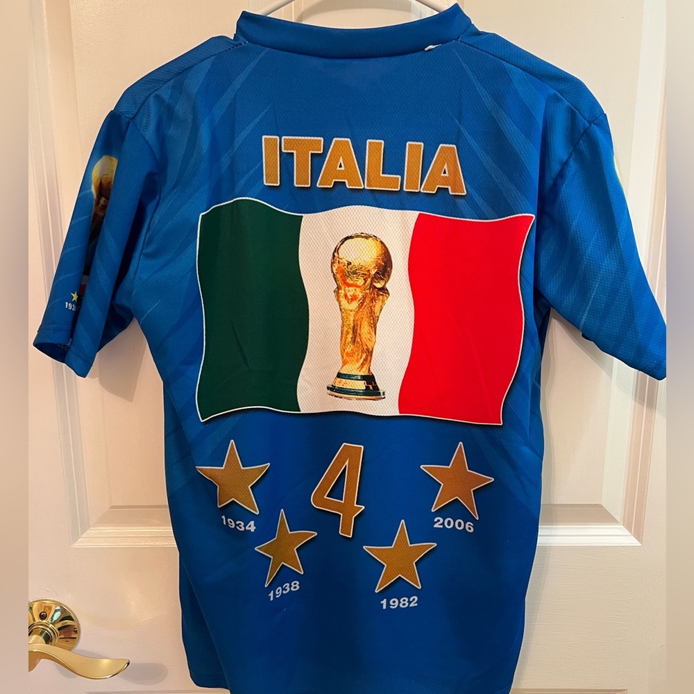 Blue Italy Soccer 2006 World Cup Shirt - Picture 2 of 3